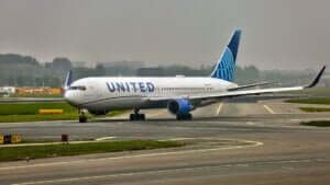 221011182744 united airlines amsterdam file restricted 050322