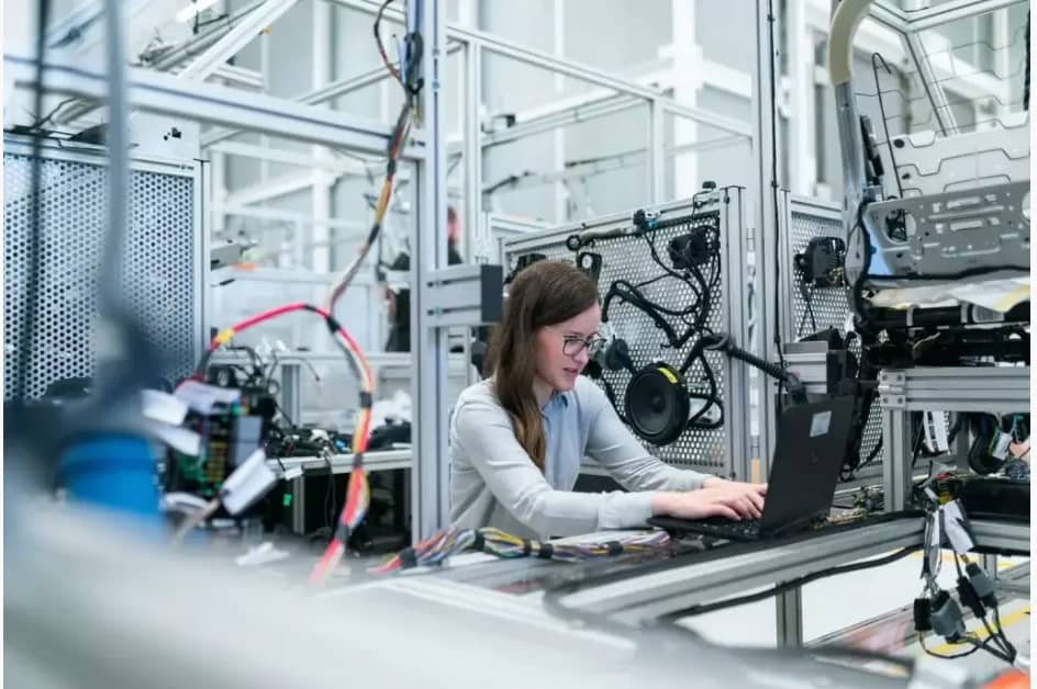 10 Emerging Tech Trends to Watch in 2025