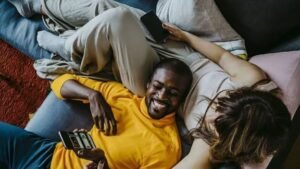 The Dating Playbook: How to Navigate Relationships in the Digital Age