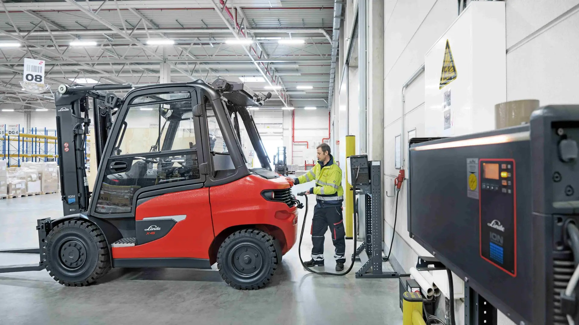 Bisedge Secures €10 Million Loan to Expand Electric Logistics in Nigeria and Africa 2 Forklift supporting warehouse and logistics operations